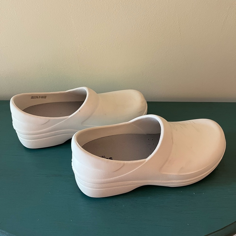 Croc Clog